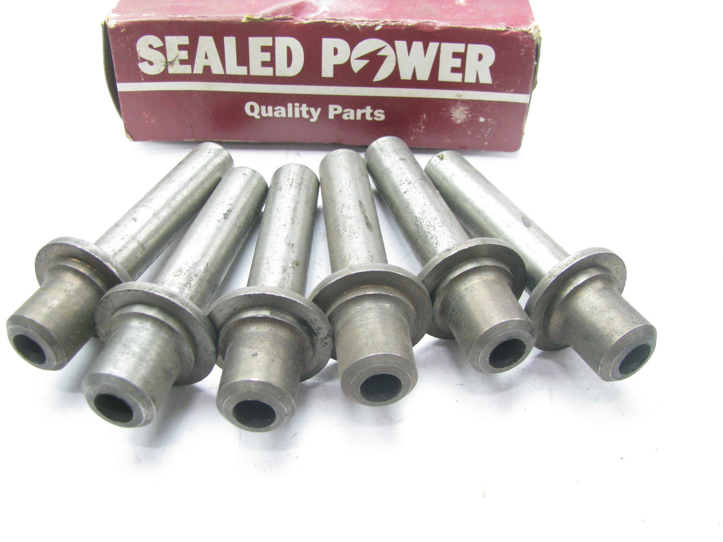(6) Sealed Power VG-505 Intake Engine Valve Guide for Waukesha 140GS 140HS