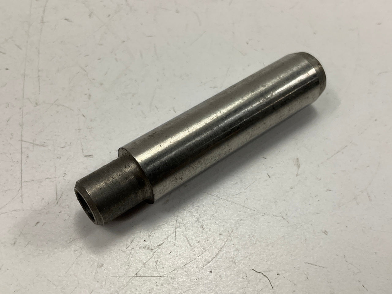 (8) Sealed Power VG-650 Exhaust Valve Guides For Detroit Diesel ''53'' Series