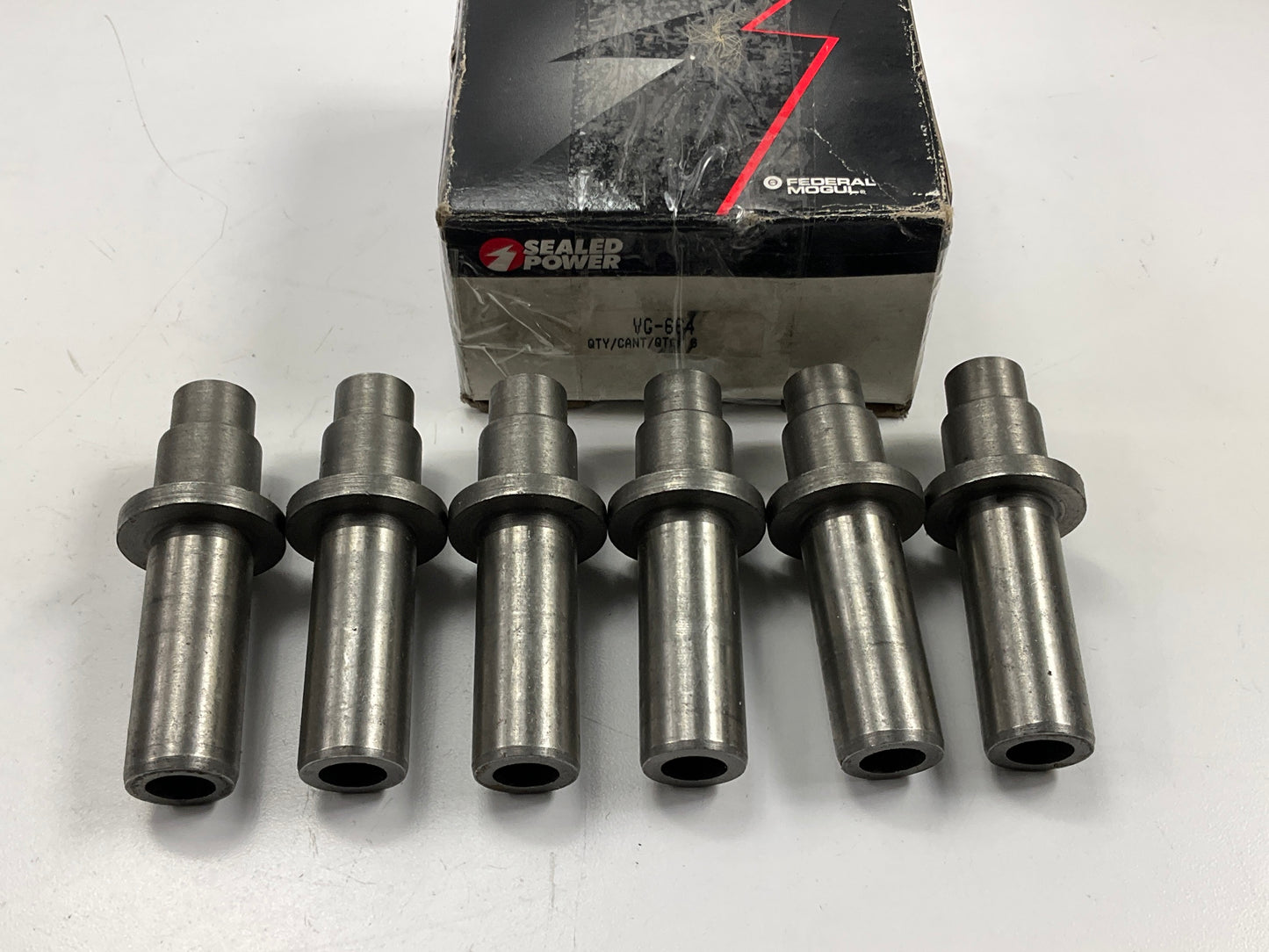 (6) Sealed Power VG-664 Engine Valve Guide For White Farm HD800-6A, HD800A-6A