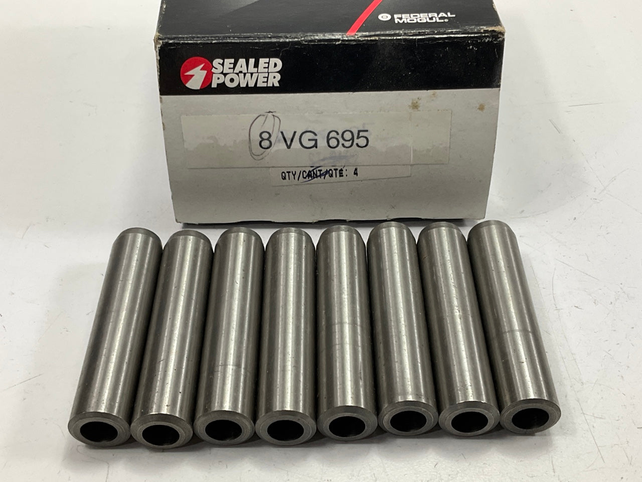 (8) Sealed Power VG-695 Engine Valve Guide For IHC D312 D360 D414 D436 DT466