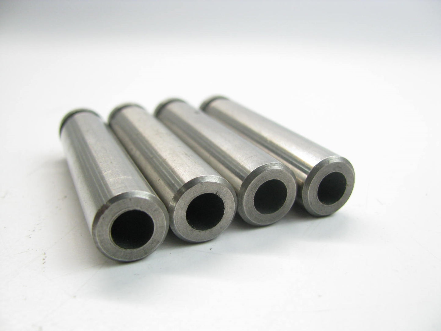 (4) Sealed Power VG-747 Engine Valve Guides for 1976-1987 Honda 1.3L 1.5L