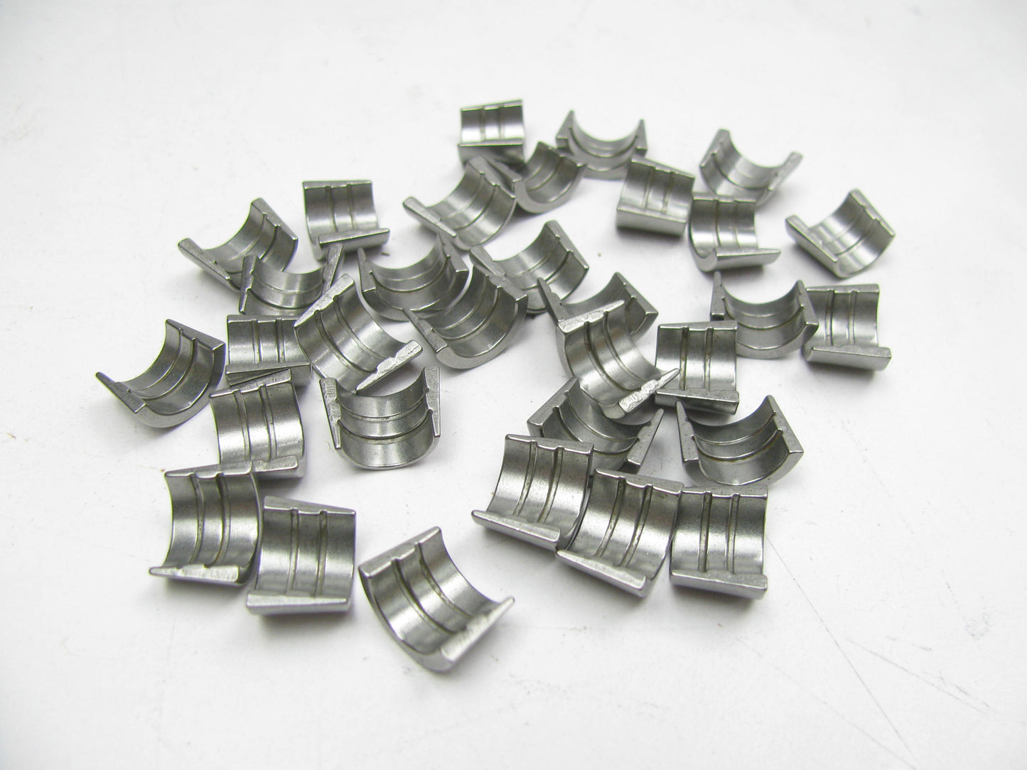 (32) Sealed Power VK-138 Engine Valve Spring Retainer Keepers