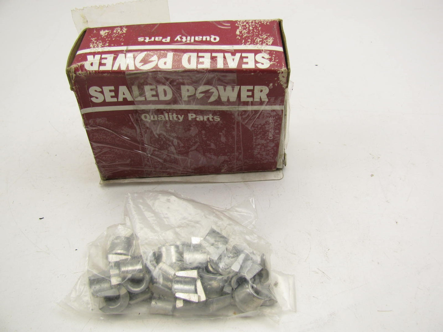 (32) Sealed Power VK-194 Engine Valve Spring Retainer Keepers / Locks