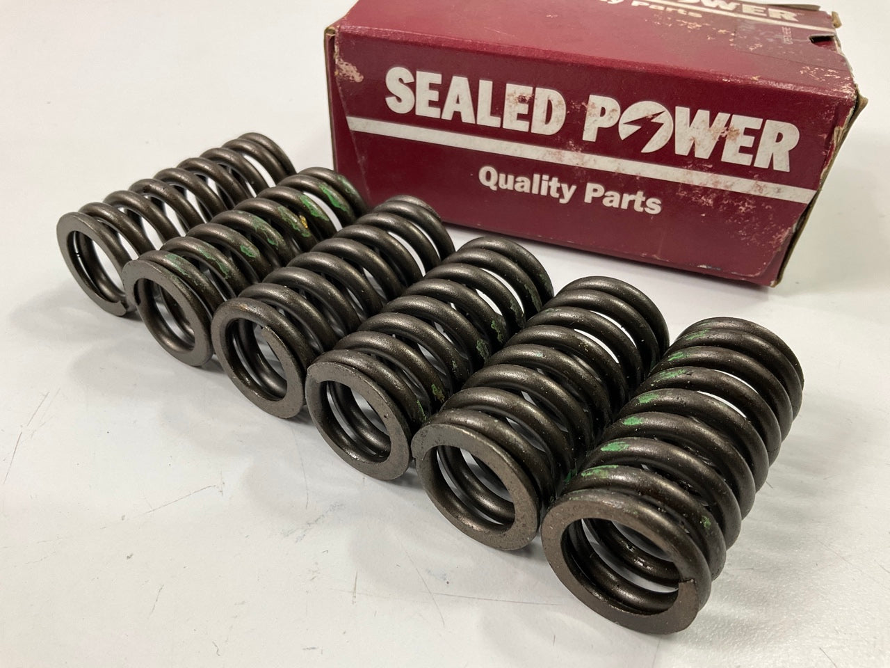 (6) Sealed Power VS-696 Valve Spring For CAT 1676, 1674, 3145, D334, D336