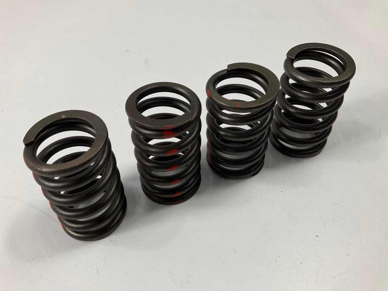(6) Sealed Power VS-744 Valve Spring For 1975-1986 Buick 3.2L 3.8L 4.1L-V6