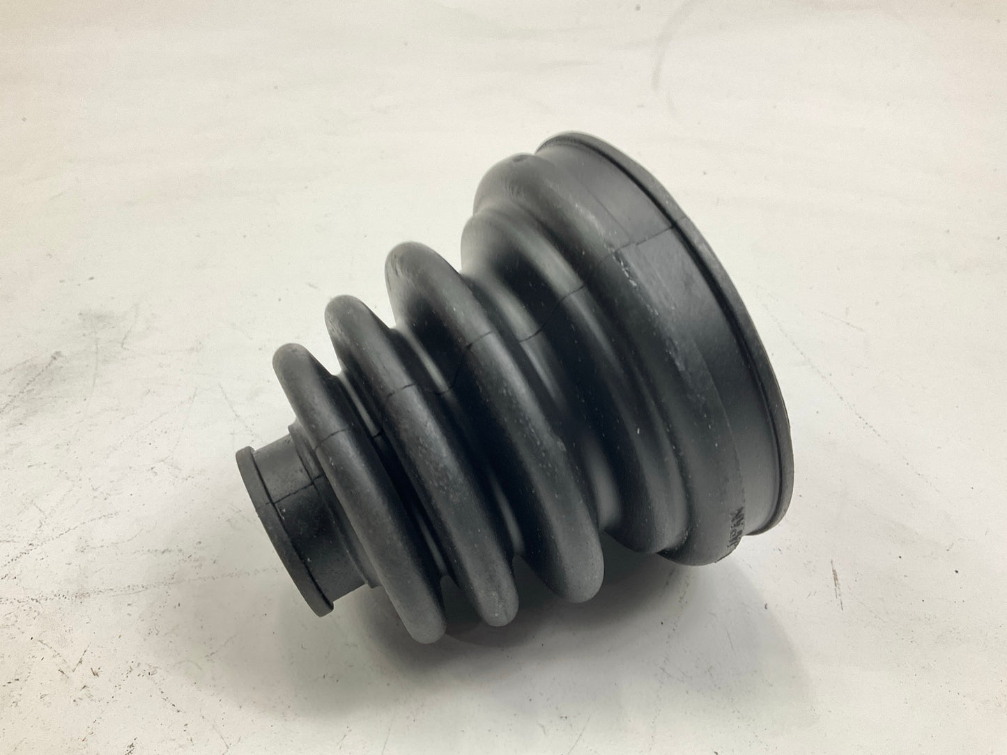 Seiken 600-00079 Inner CV Axle Boot For 2002-2003 Mazda MPV, FF05-22-540A