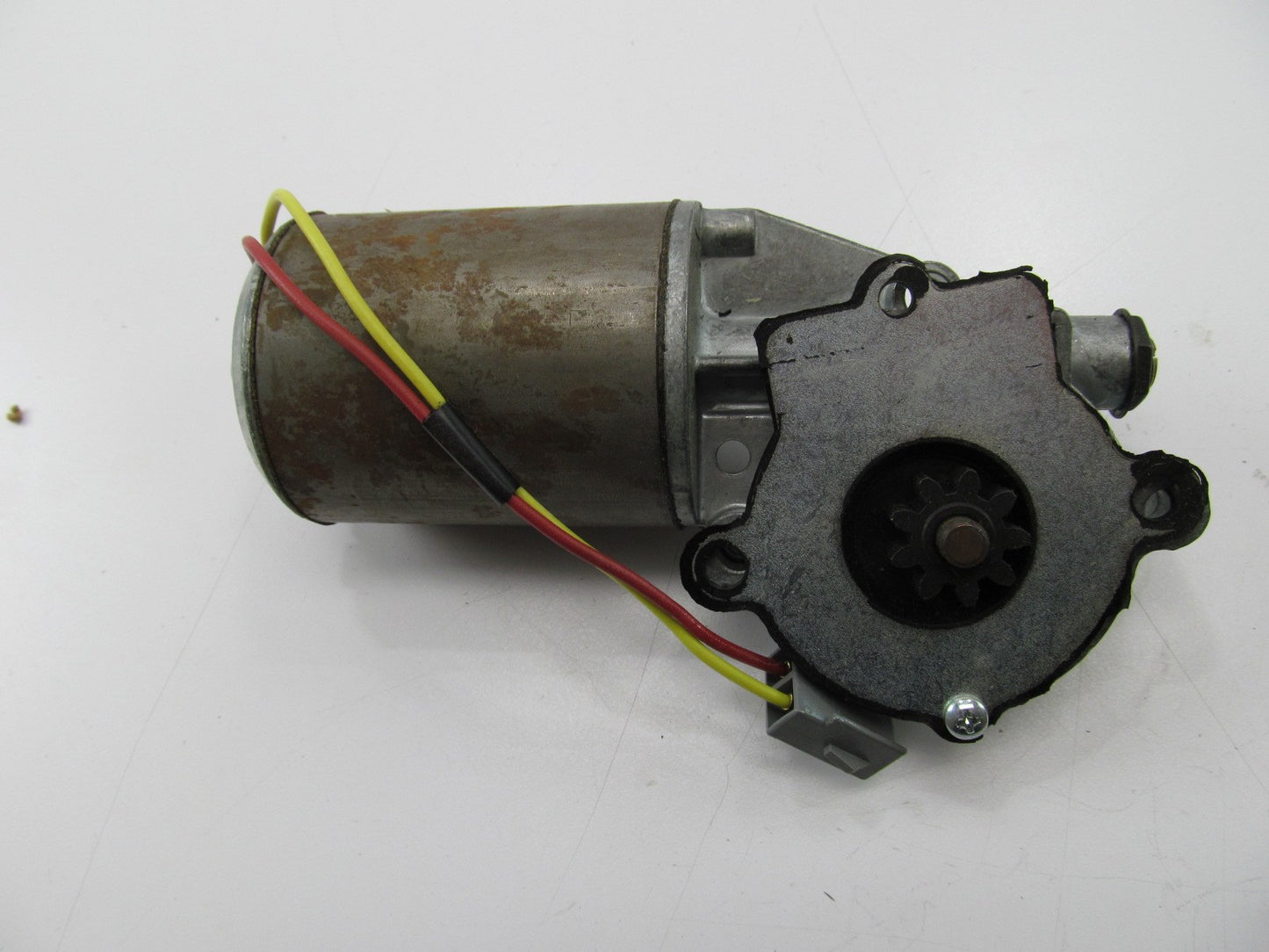 Siemens VDO WL43004 Front Right Power Window Motor