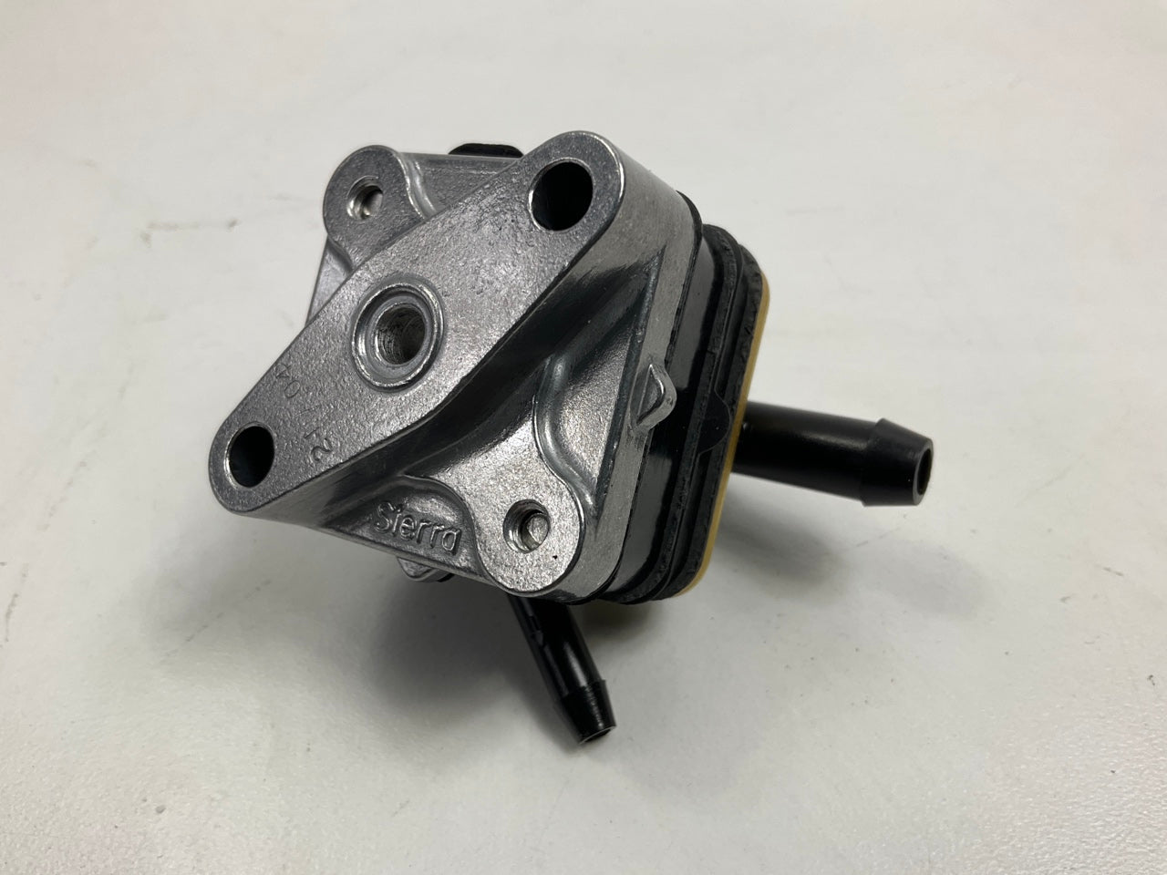 Sierra 18-7350 Marine Fuel Pump Johnson/Evinrude 397274, 397839, 391638, 395091