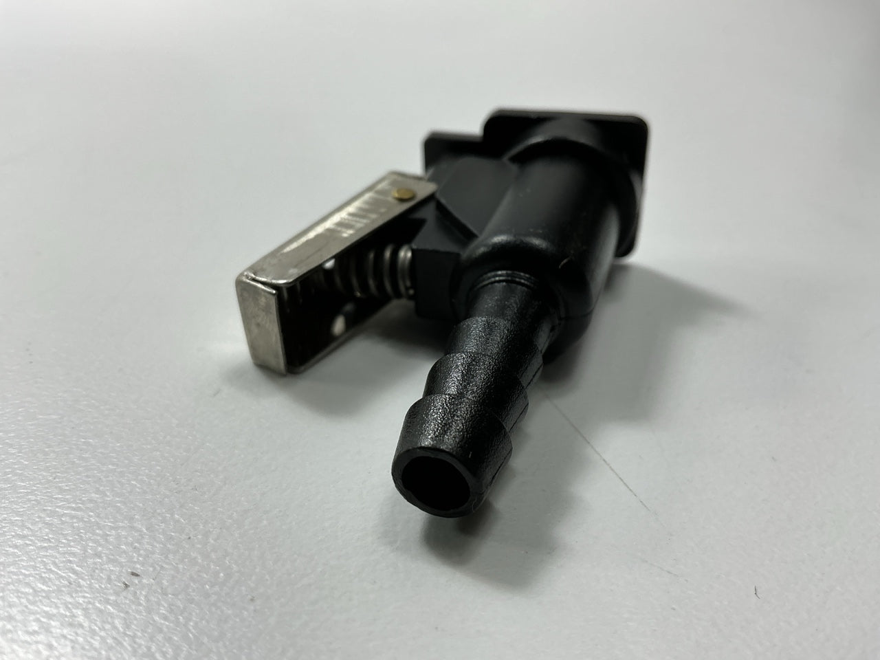 Sierra 18-8056 5/16'' Fuel Line Connector OMC 174508 Johnson Evinrude Outboard