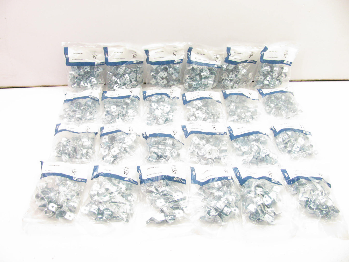 (600) Sigma 41920 1/2'' Zinc-plated Steel Two-hole Strap Conduit Fittings