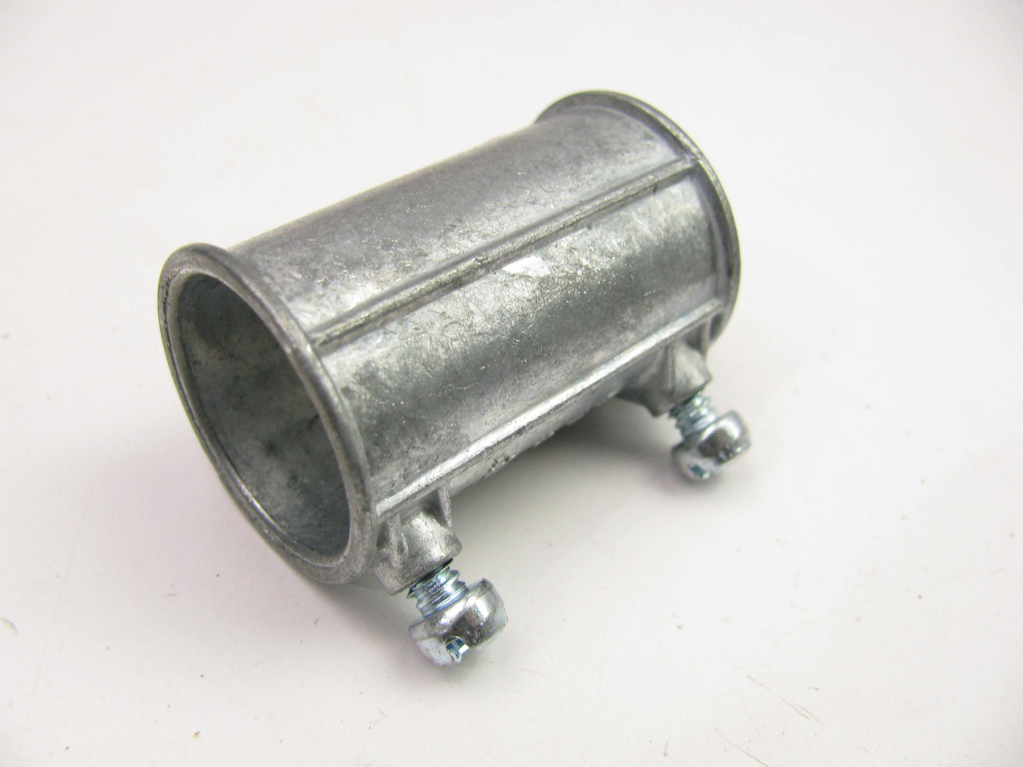 (35) Sigma Electric 44241 3/4'' Die Cast Zinc Set Screw Coupling Conduit Fitting