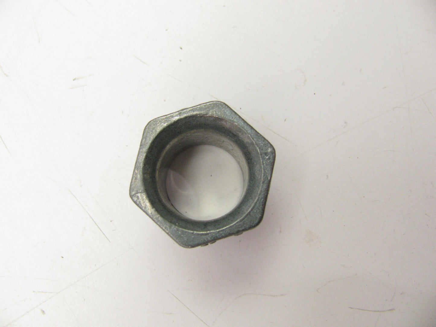(22) Sigma Electric 49202 1/2'' Die Cast Zinc Threaded Nipple Conduit Fitting