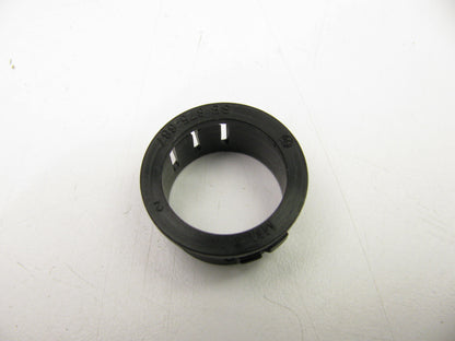 (74) Sigma Electric 49391 1/2'' Plastic Knockout Bushing Conduit Fittings