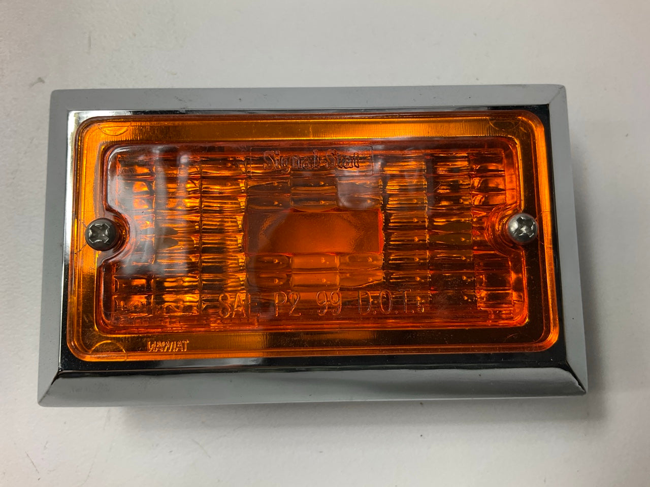 Signal-stat 1571AD Side Marker Amber Light Lamp 3.75'' H X 2.75'' W X 3.75 L
