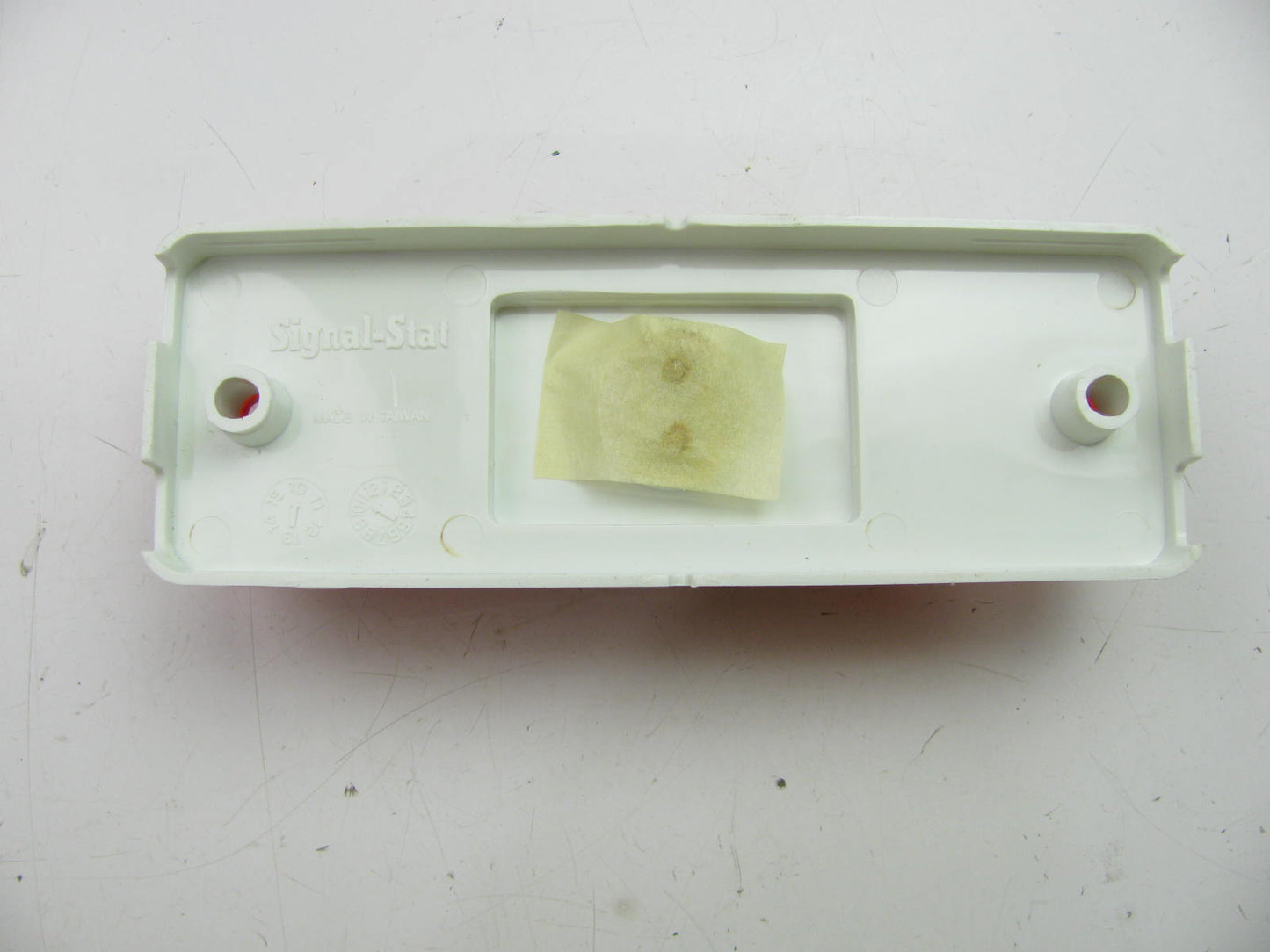 (x11) 21 Series, Incandescent, Red Rectangular, 2 Bulb, Marker Clearance Light