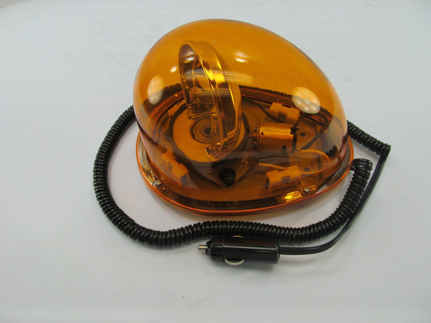 Vintage SIGNAL-STAT 333A AMBER Rotating Beacon Lamp With Magnetic Base, 12V Plug