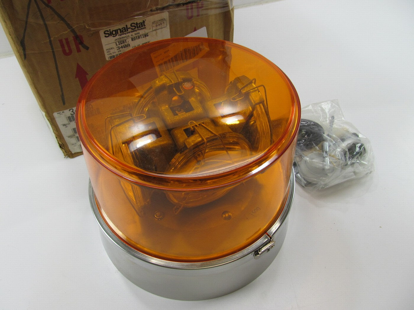 Signal-stat 340 340A Amber 12V Emergency Rotating Beacon Light