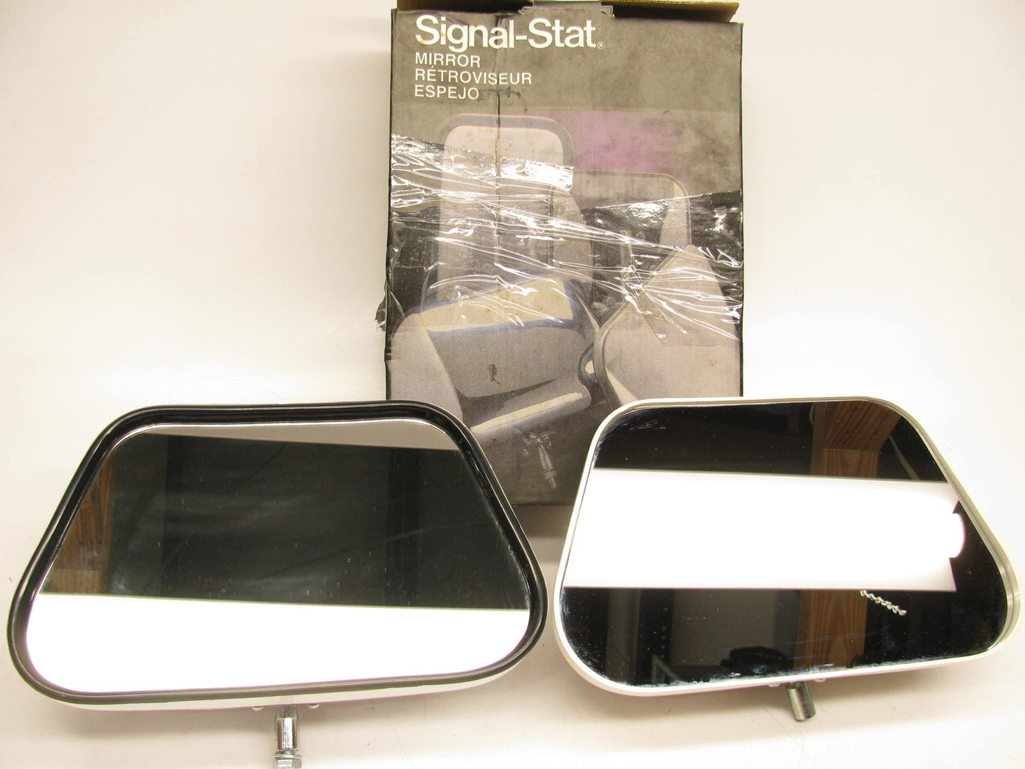 (2) Signal-stat 7064 6.25'' X 9.5'' Paintable White Plastic Replacement Mirrors