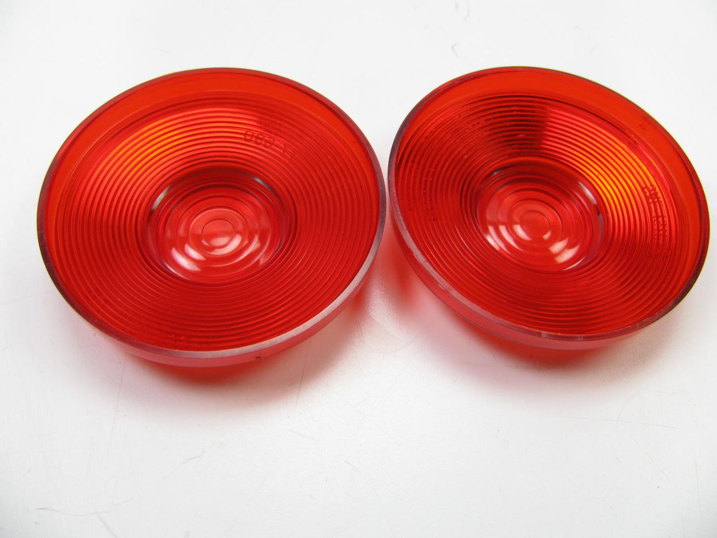 (x2) Signal-Stat, Round, Red, Lens For 3751, 3752, 3851, (540D, 541), Snap-Fit