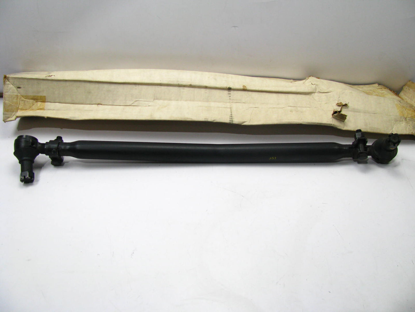 Signature Series DS951 Drag Link 37'' Length For Ford C600 CT600 C700 CT700 C800