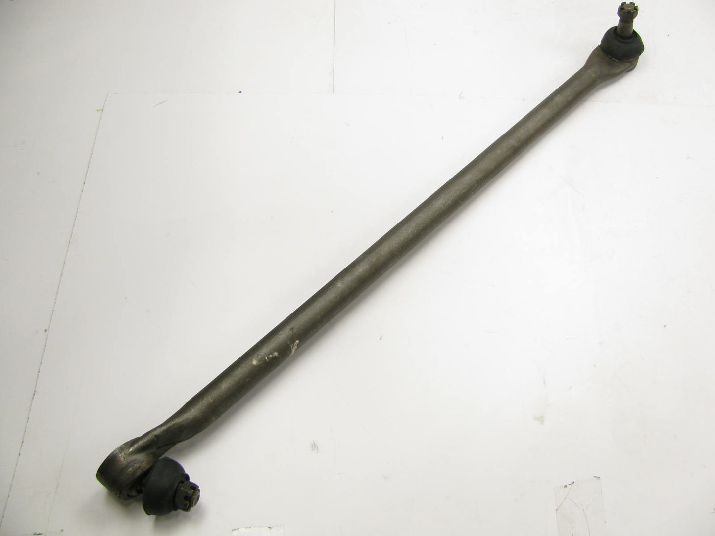 1973-1977 CHEVROLET TRUCK T70 TE65 TILT CAB Axle Drag Link 32.32'' Length  DS981