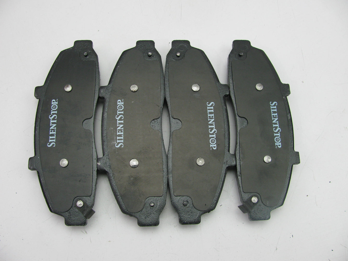 Silent Stop QM679 Semi-Metallic Disc Brake Pads - Front