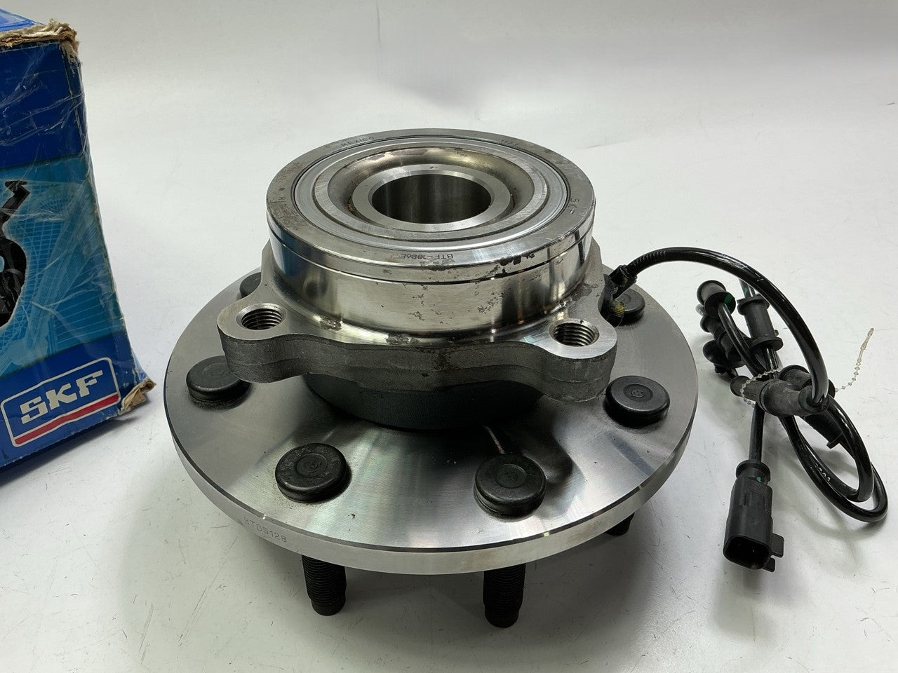 SKF 515101 Front Wheel Hub Bearing For 2006-2008 Dodge Ram 1500 2500 3500