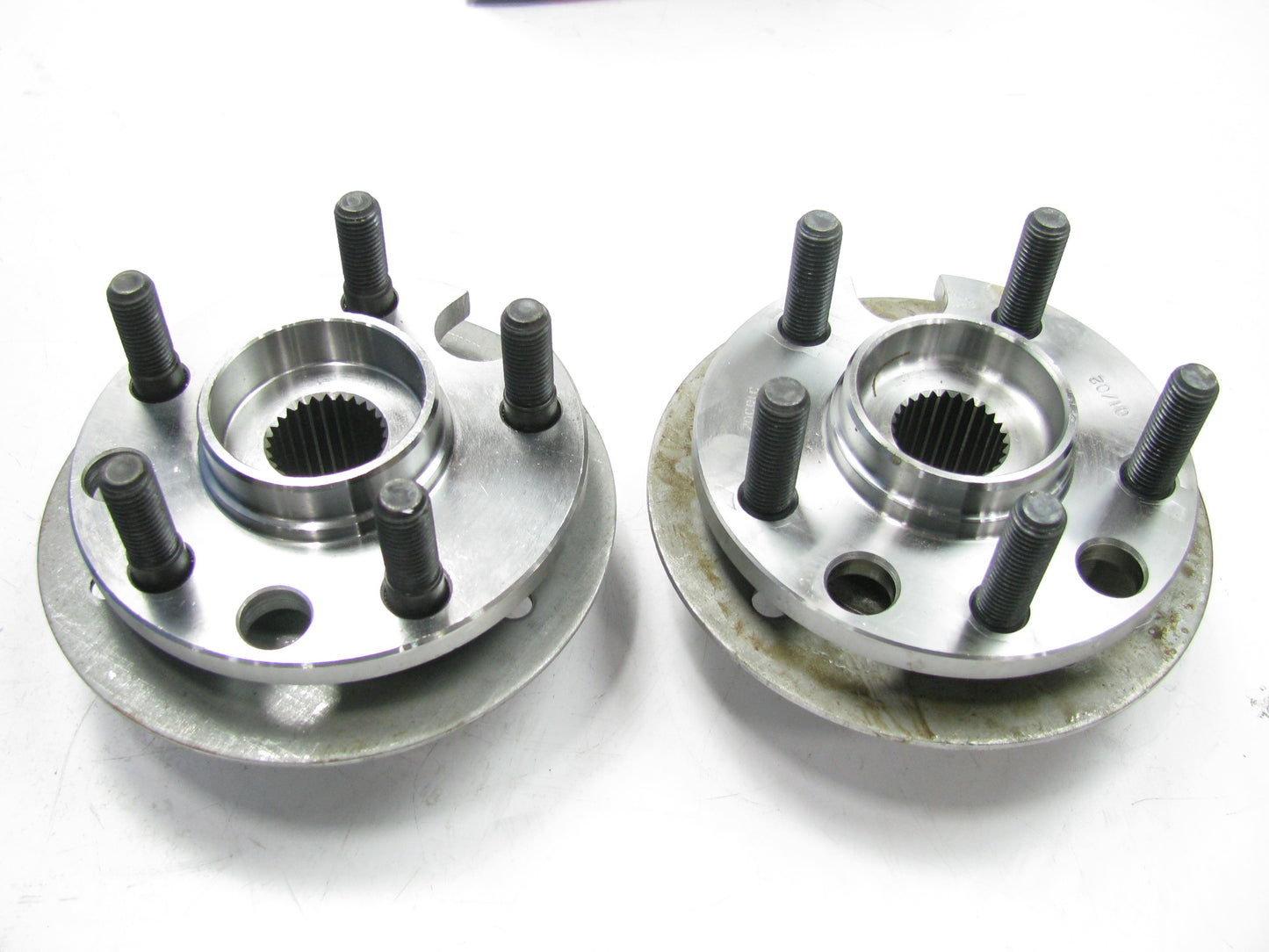 PAIR (2) Front Wheel Hub And Bearing Kits  SKF 518502