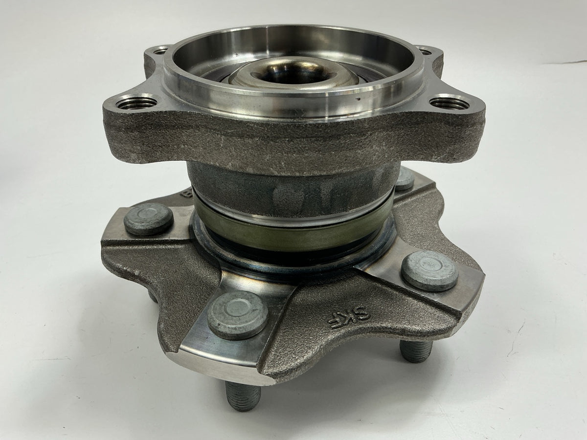 SKF BR930463 Rear Wheel Bearing Hub For 2004-2009 Nissan Quest
