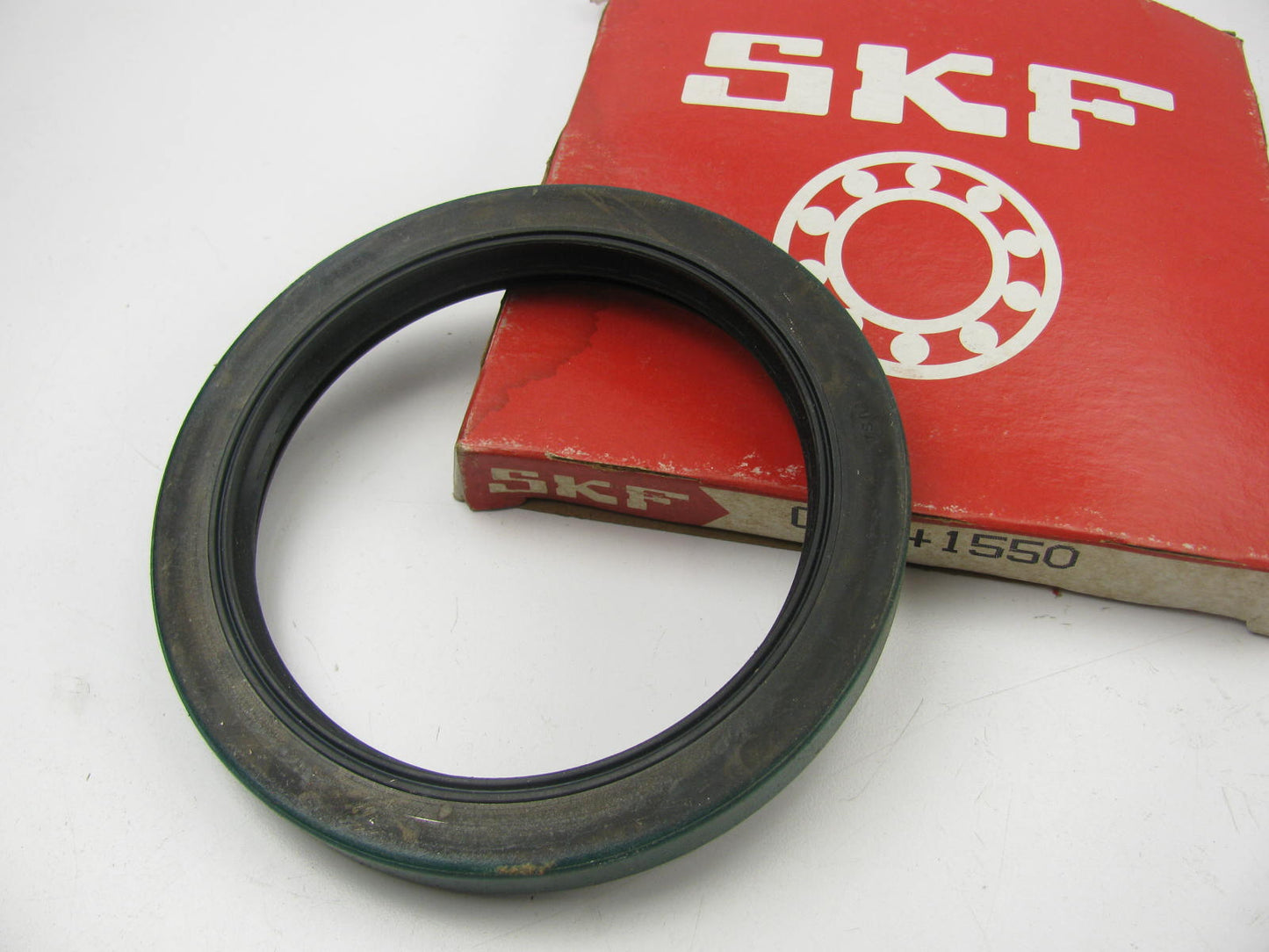 SKF OS41550 Wheel Oil Seal - Rear - 5.506'' OD X 4.166'' ID  41550