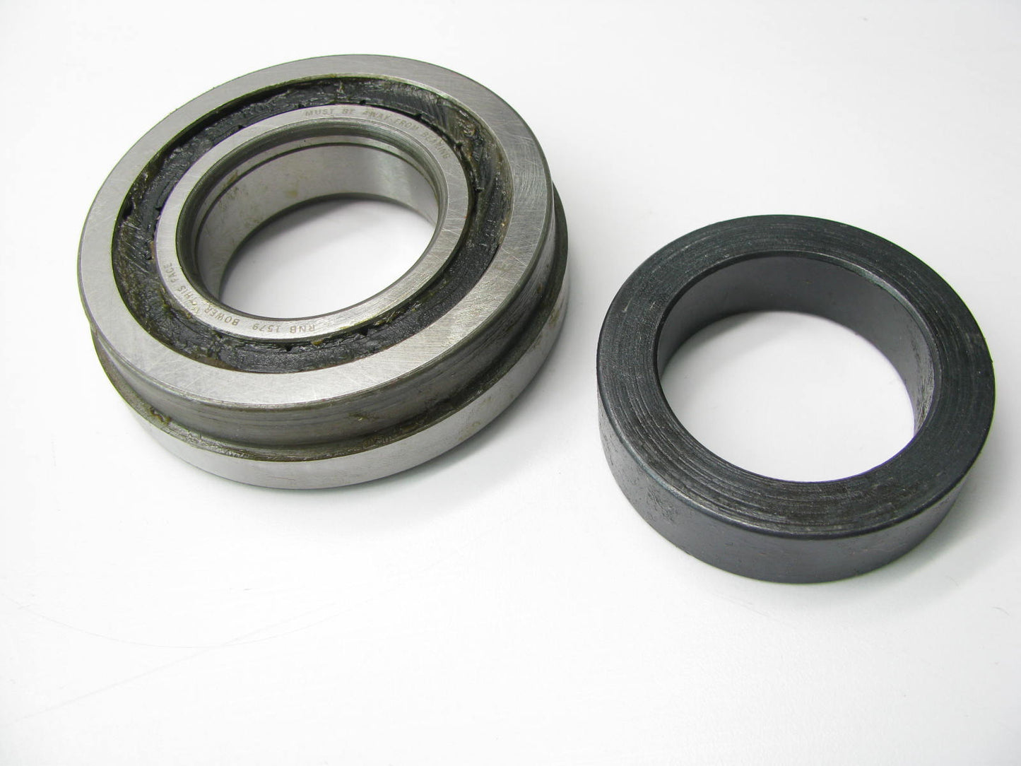 SKF WB01278 Wheel Bearing & Lock Ring Set - Rear