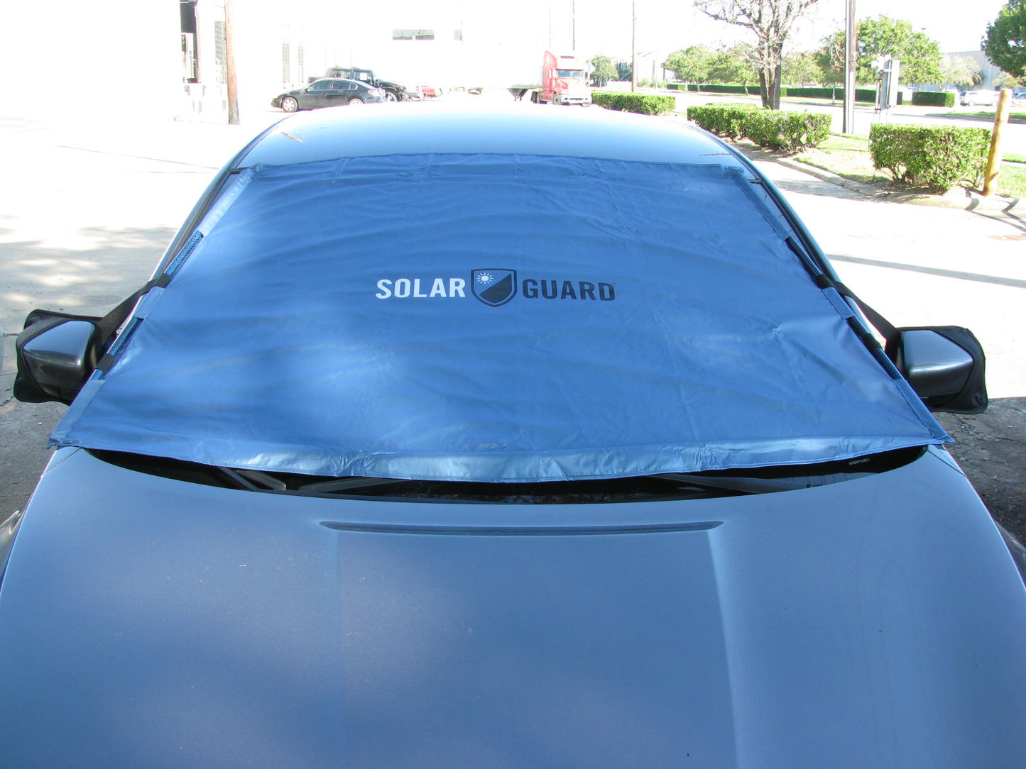 SolarGuard Silver Standard Cars 61x39'' Exterior Windshield Sunshade Cover Shield