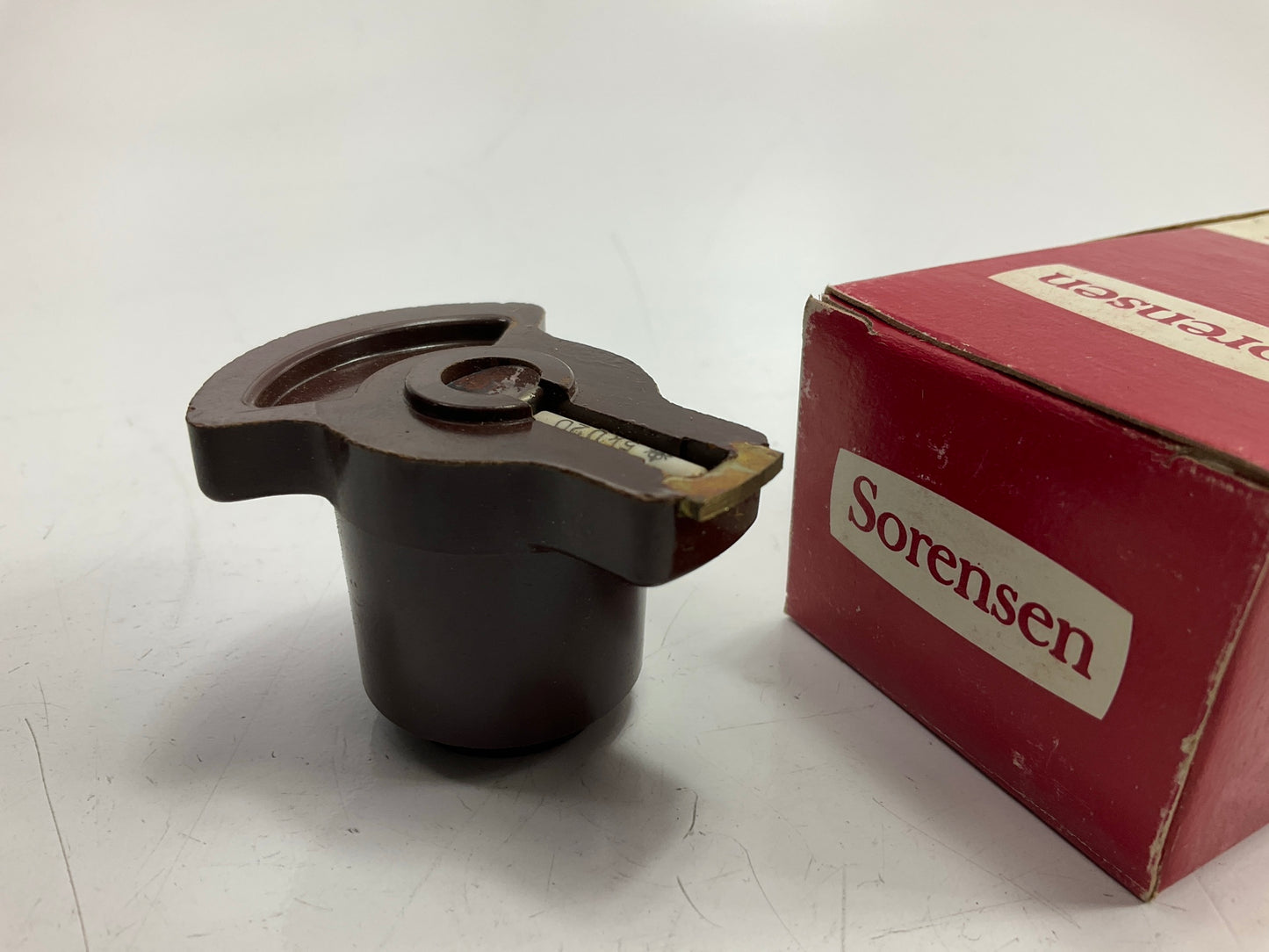 Sorensen G-39 Ignition Distributor Rotor Replaces Volkswagen # 111-905·225C