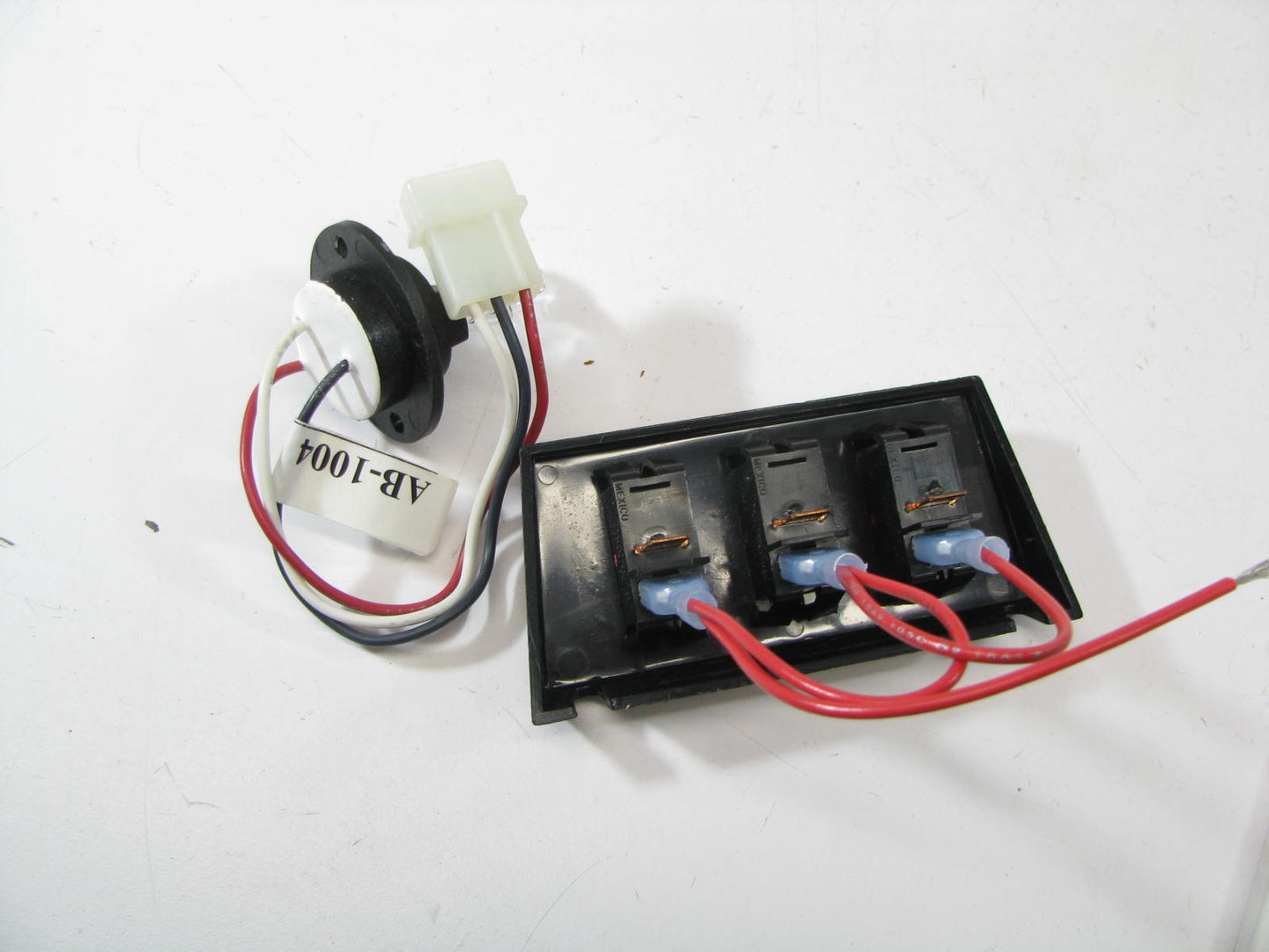 Sound-Off ETKQCCCC Quantum4 UnderCover Strobe Kit Clear
