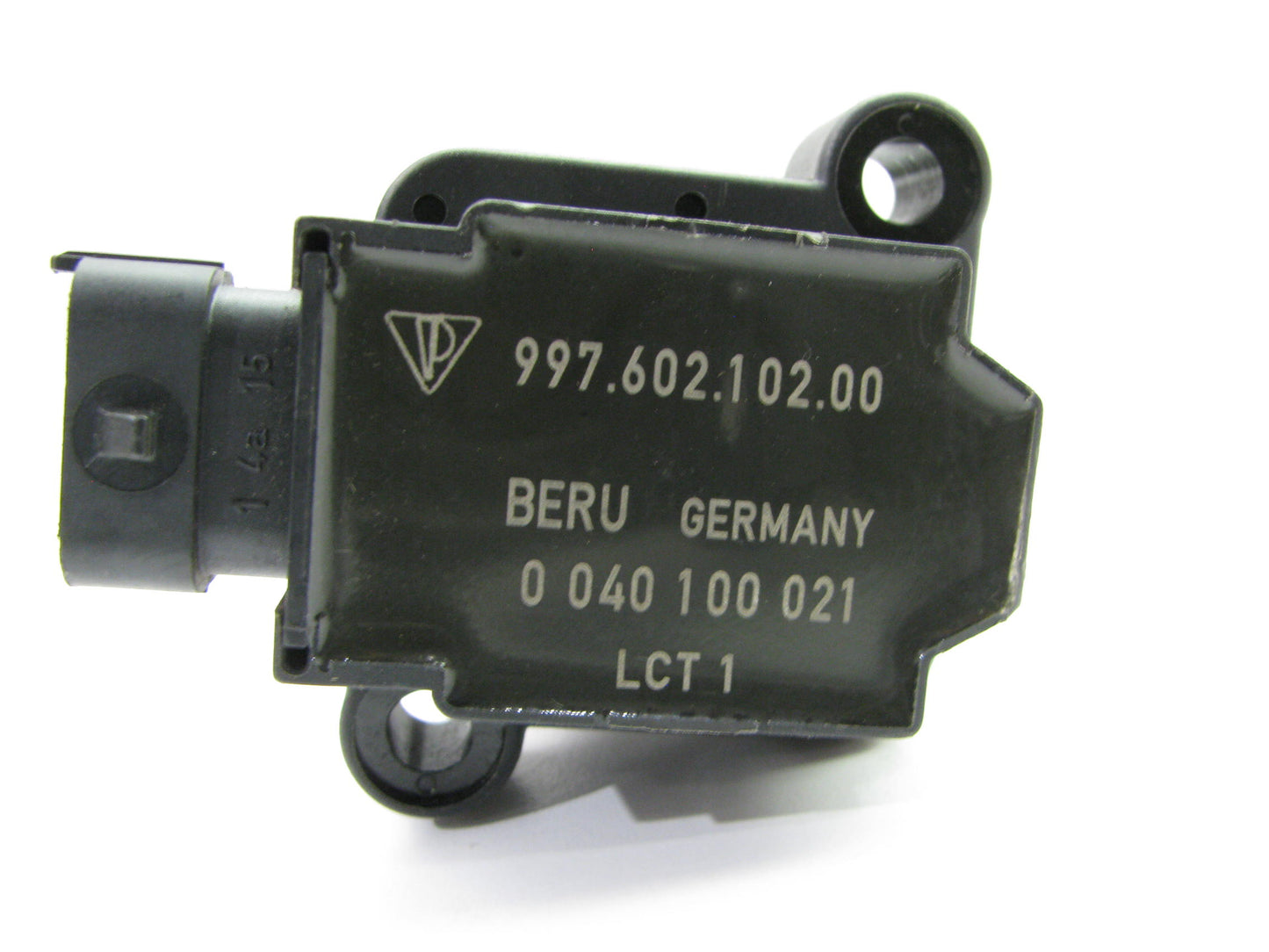 NEW UNBOXED Genuine OEM Beru 0040100021 Ignition Coil PORSCHE # 997.602.102.00