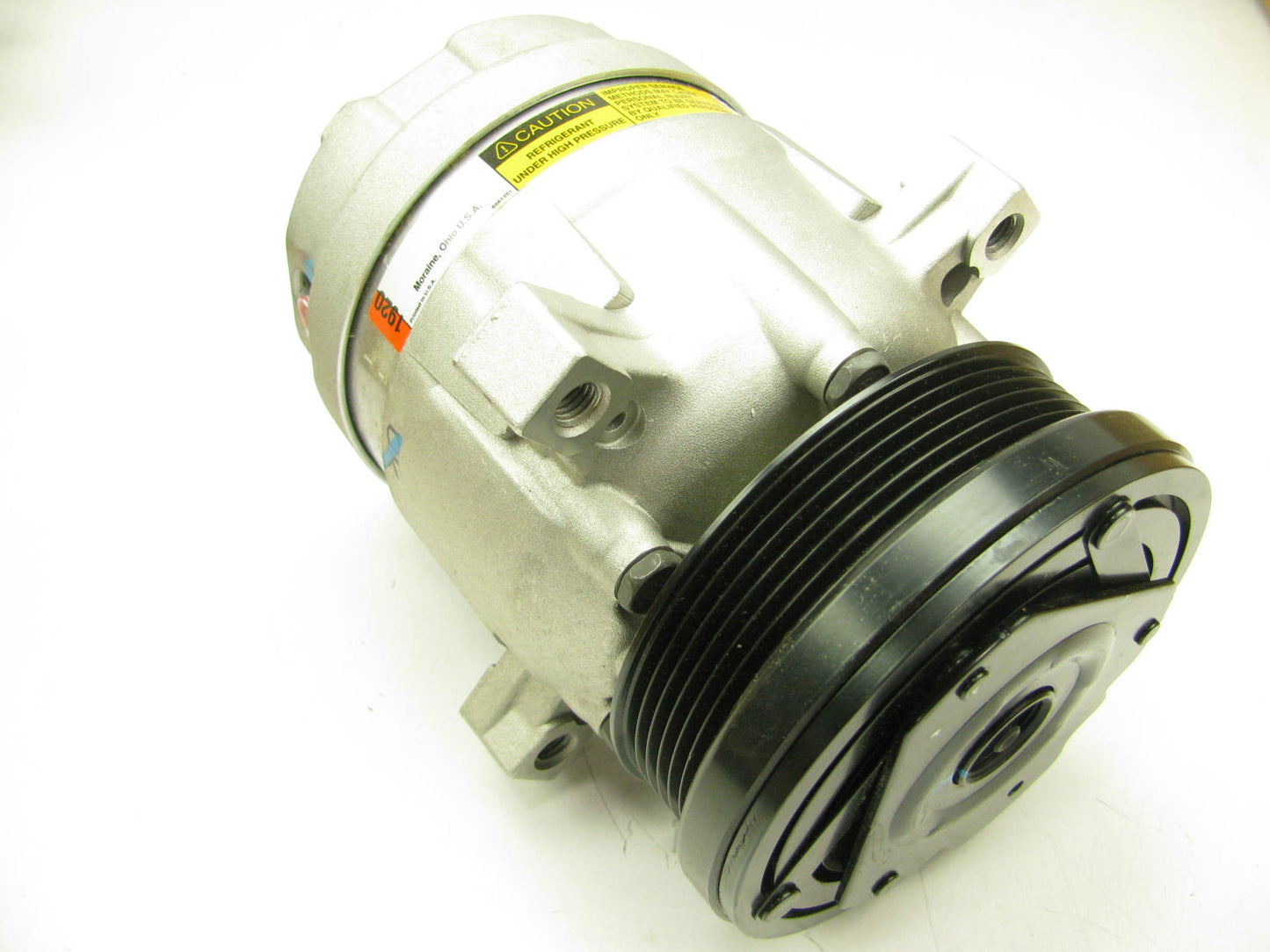 NEW - OUT OF BOX 010363 A/C Compressor & Clutch