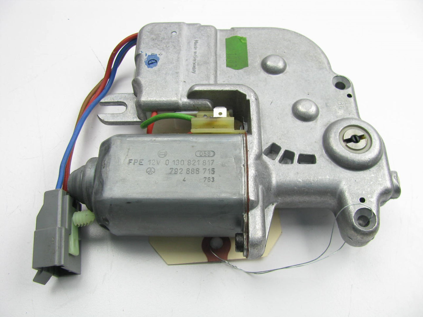 NEW - OUT OF BOX - Sunroof Motor OEM For 1996-2001 Ford Explorer 0130821817