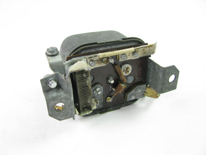 NEW - OUT OF BOX BOSCH 0190350068 Voltage Regulator - 14V 30 AMP