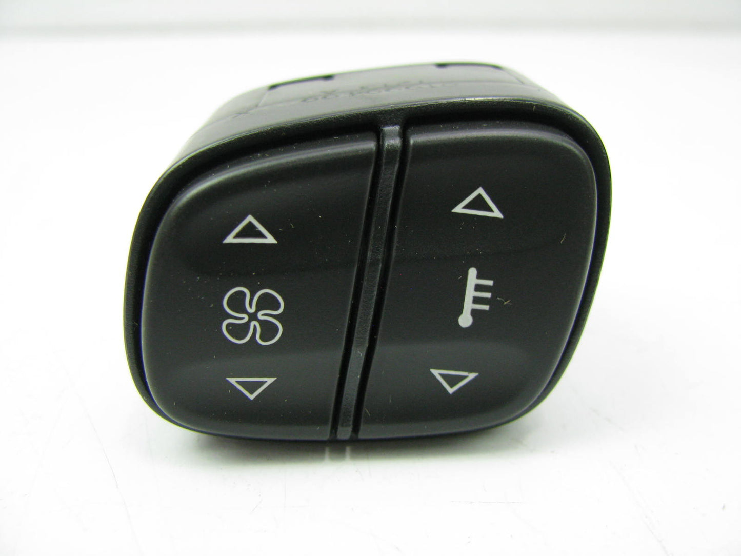 NEW - OUT OF BOX 01999499 HVAC Blower Control Switch