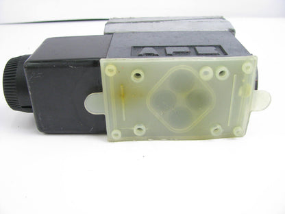 NEW - OUT OF BOX 02-338367 Summa Hydraulic Directional Valve - MADE IN USA