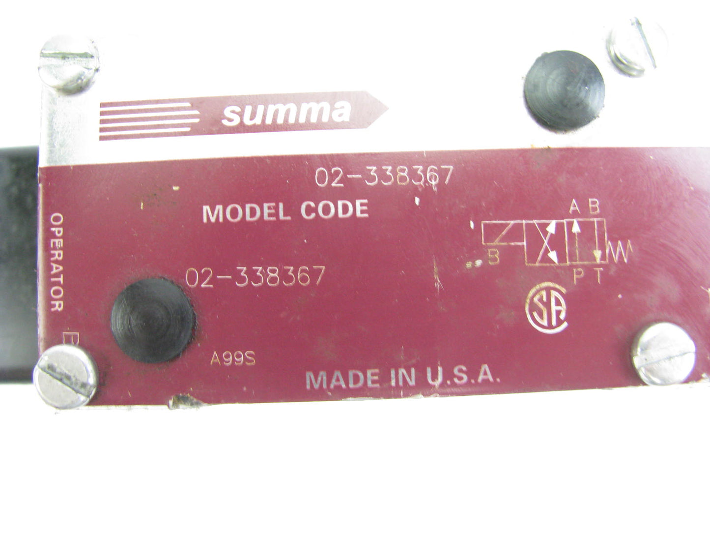 NEW - OUT OF BOX 02-338367 Summa Hydraulic Directional Valve - MADE IN USA
