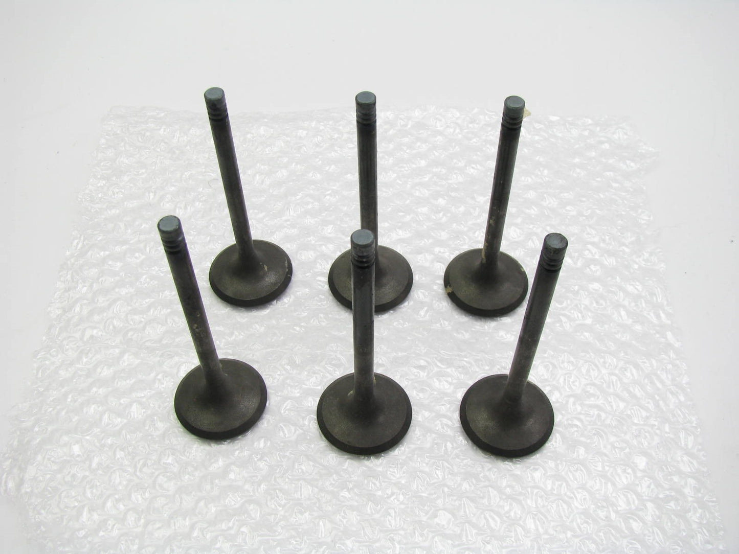 (6) NEW - OUT OF BOX - 021-3515 Engine Intake Valves 94-00 Mazda B3000 3.0L