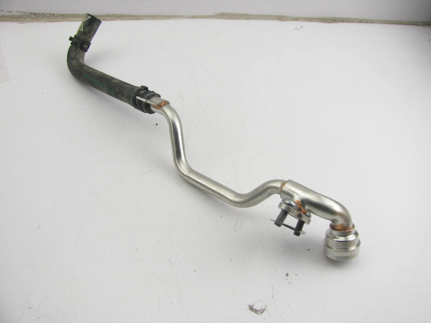 NEW - OUT OF BOX - EGR Hose Line Pipe Tube Genuine OEM VW 022131581C