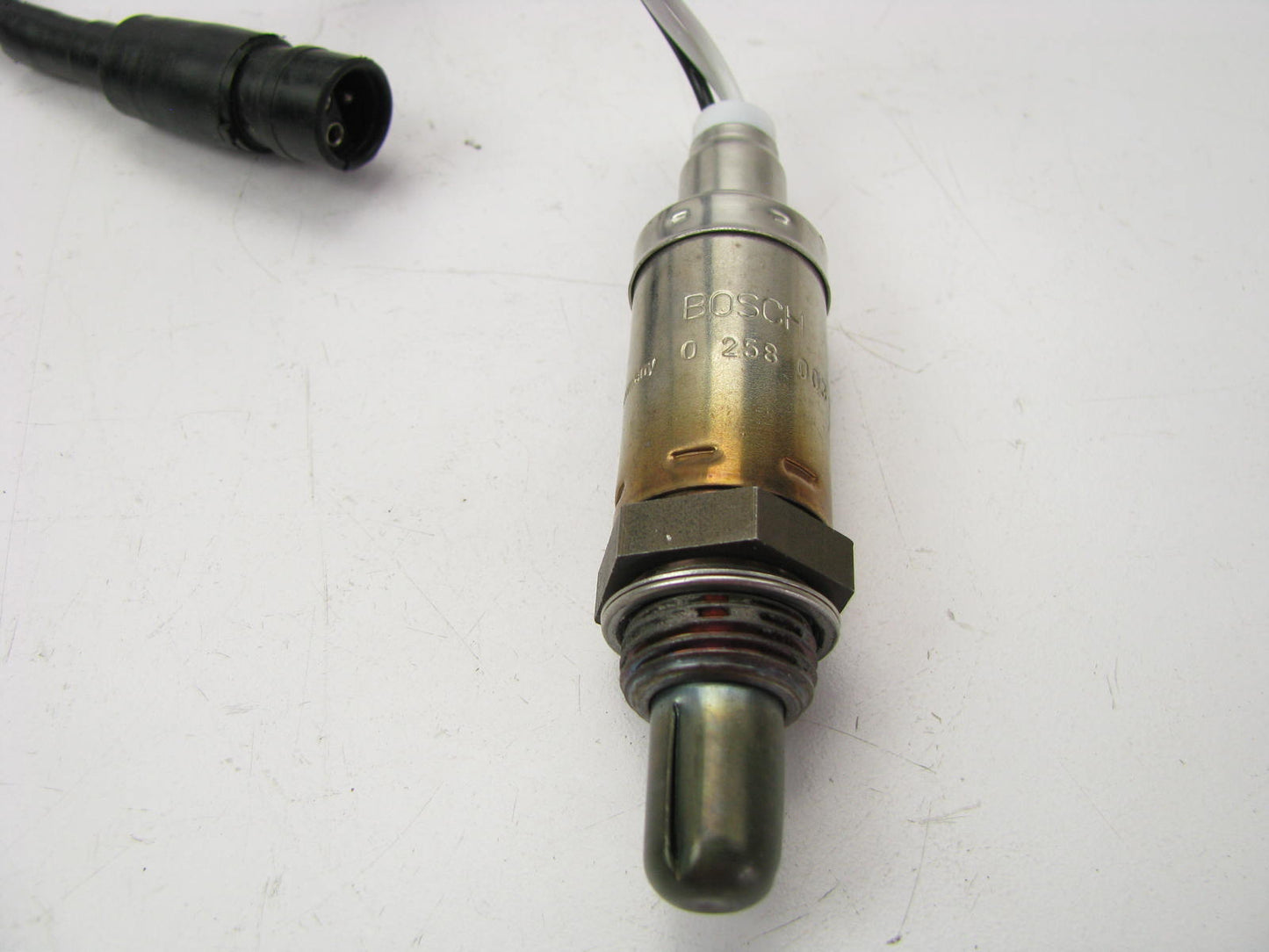 NEW OUT OF BOX 0258003012 UPSTREAM Oxygen O2 Sensor 1990 535i 2.3L 88-91 M3 3.5L