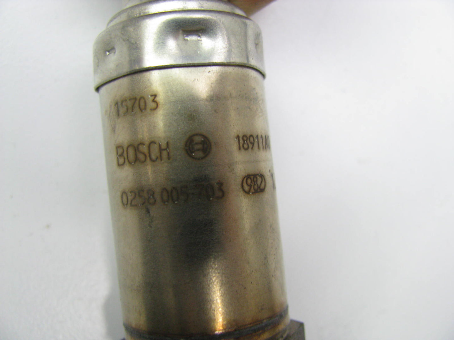 NEW - OUT OF BOX BOSCH 0258005703 Oxygen O2 Sensor - Upstream / Downstream