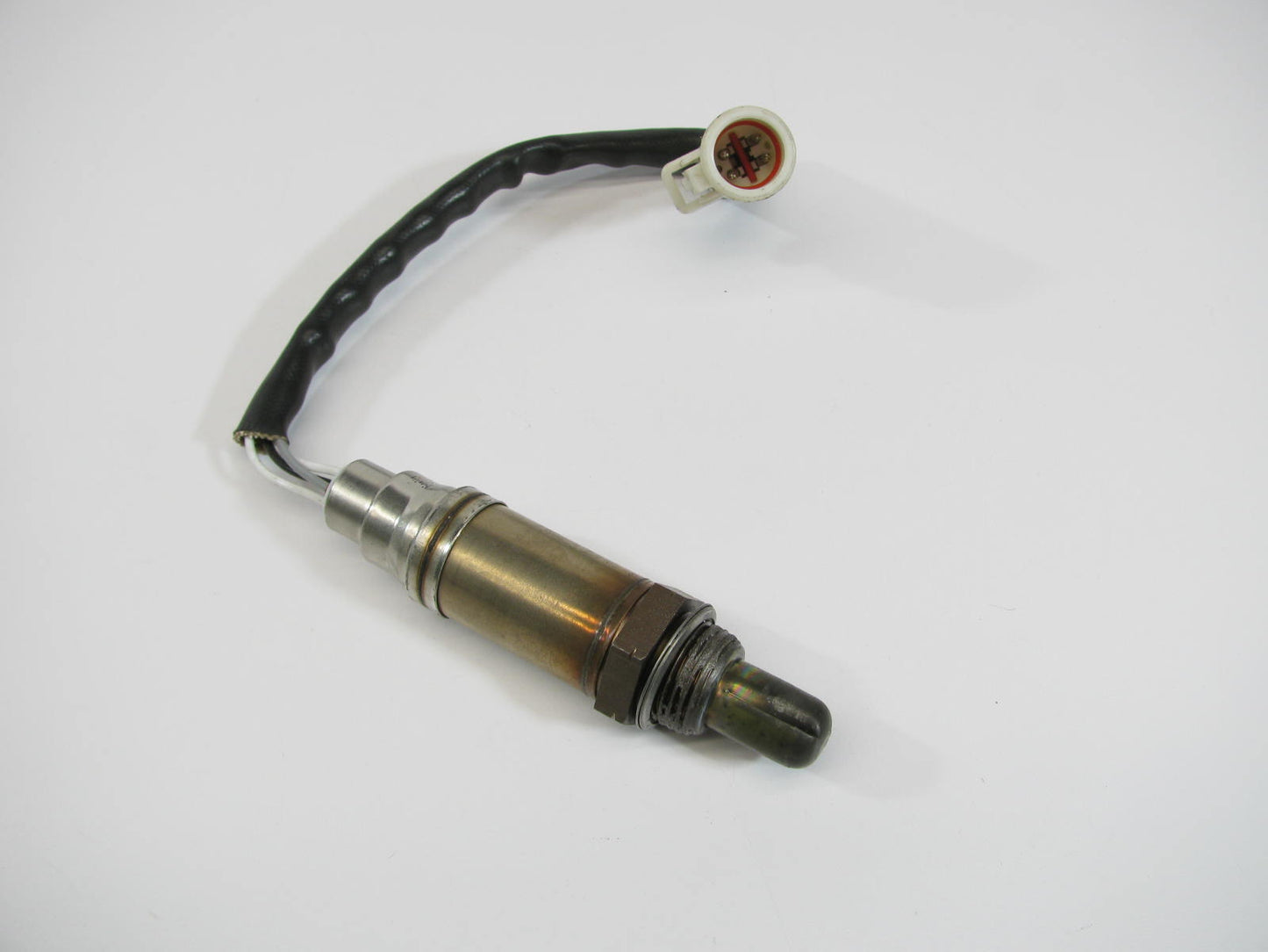 NEW - OUT OF BOX Bosch 0258005716 Oxygen O2 Sensor