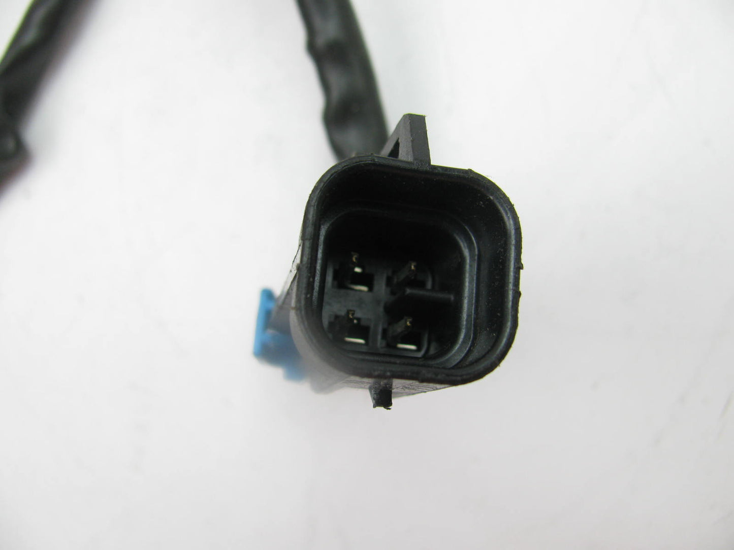 NEW OUT OF BOX - Bosch 0258005720 Oxygen O2 Sensor