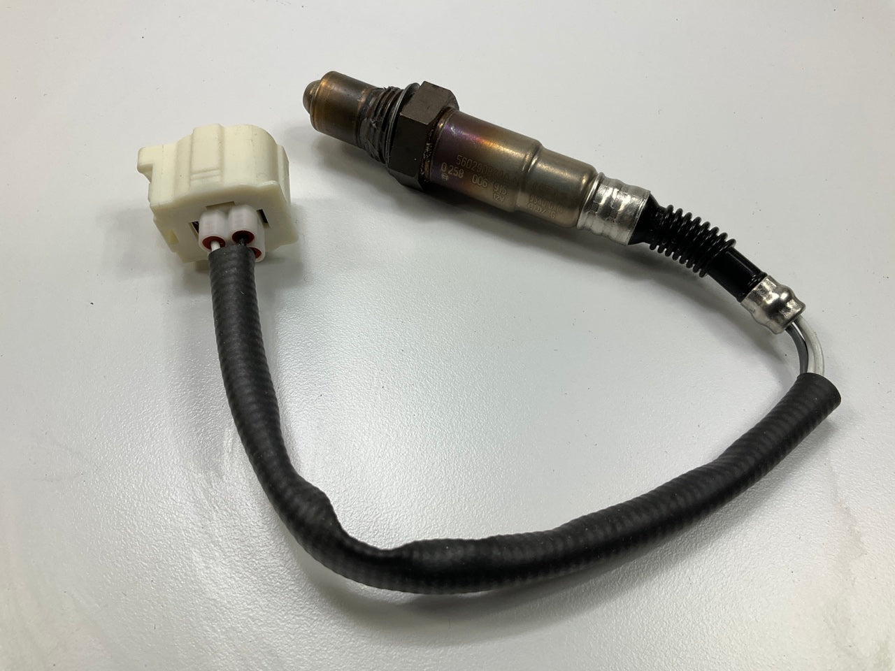 NEW - OUT OF BOX BOSCH 0258006915 Oxygen O2 Sensor