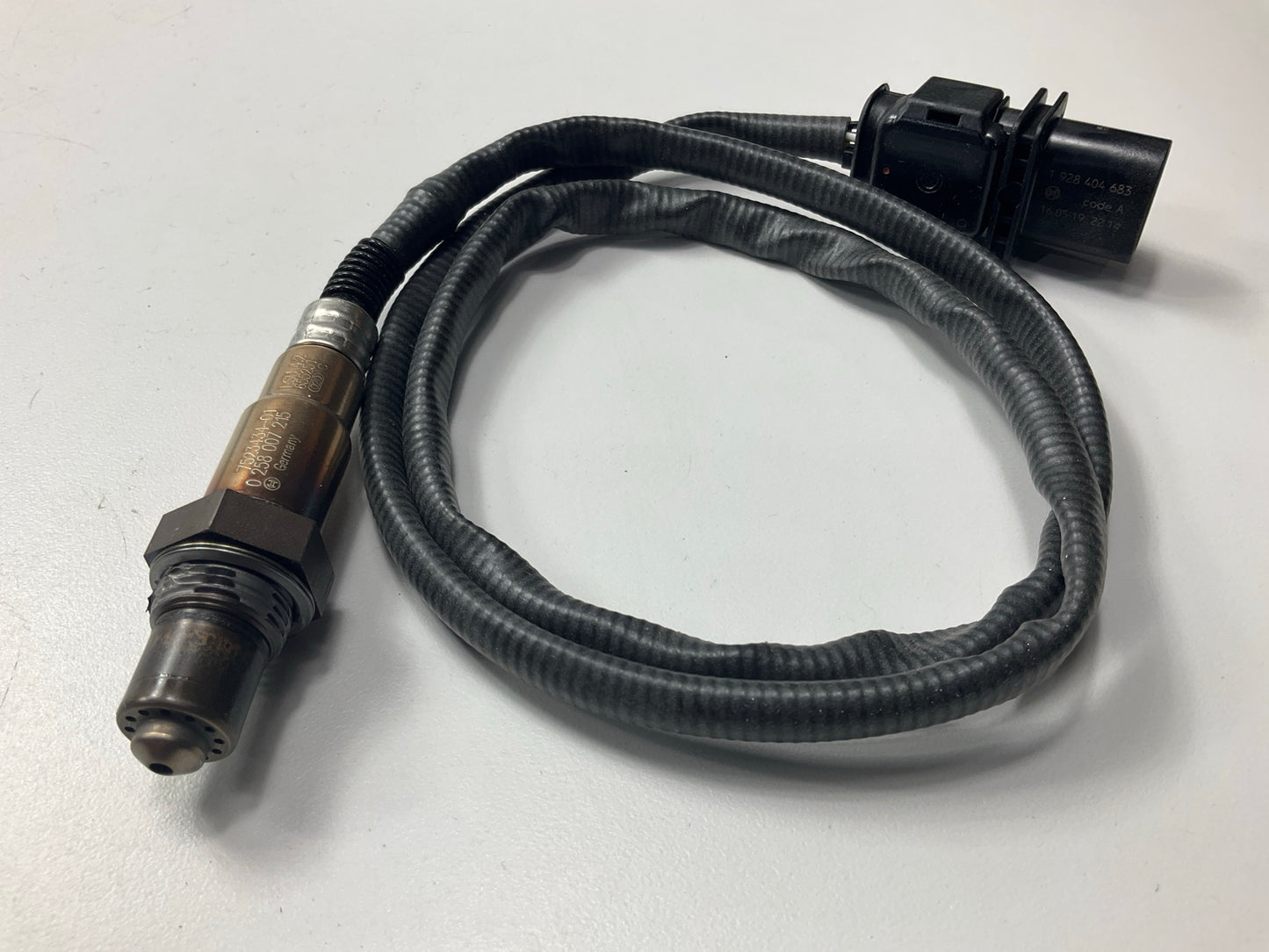 NEW - OUT OF BOX - BOSCH 0258007215 Upstream Oxygen O2 Sensor