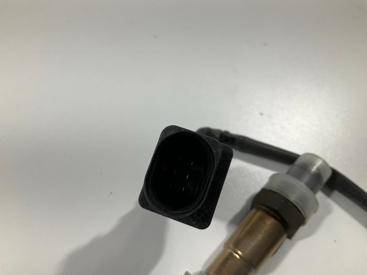 NEW - OUT OF BOX - BOSCH 0258017270 Upstream Oxygen O2 Sensor
